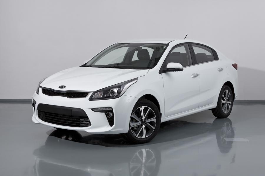  Kia Rio (FB) 2017 года  (фото 1 из 32)